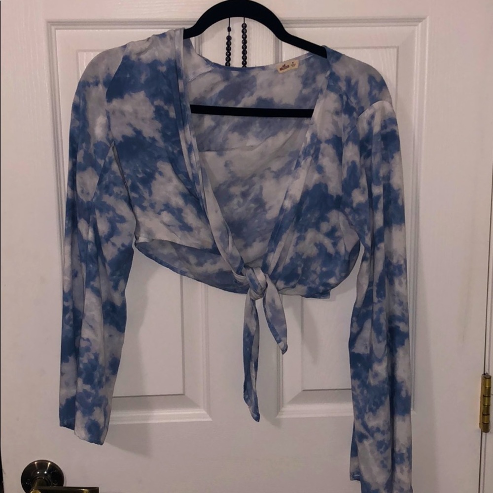 Long sleeve crop top